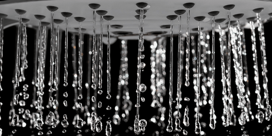 Showerhead spraying clean water