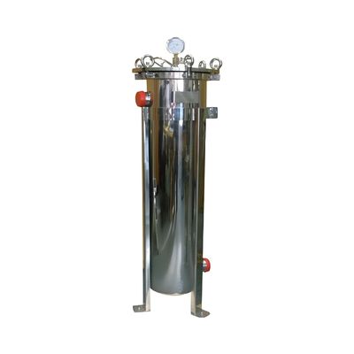 Pallas_Magnetic_Filter_Premium_DN40_20 m³h_Stainless_steel_pressure_vessel_with_gauge_on_a_white_background