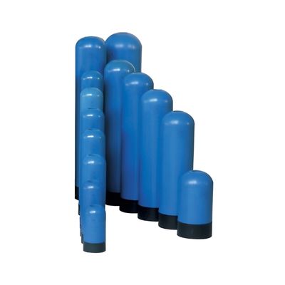 Range_of_blue_cylindrical_vinylester_pressure_vessels_in_various_sizes_on_a_white_background